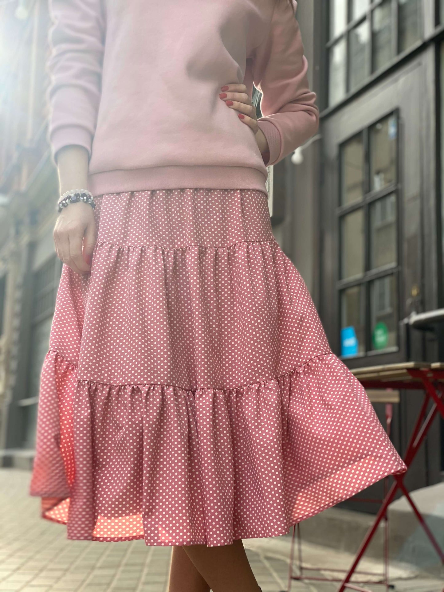 VOLĀNSVĀRKI - GAISĪGUMS UN SIEVIŠĶĪBA KATRĀ KUSTĪBĀ